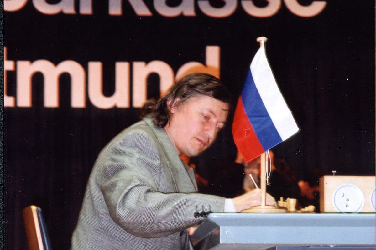 ANATOLY KARPOV: BORN TO WIN // Episode one: A self-taught genius