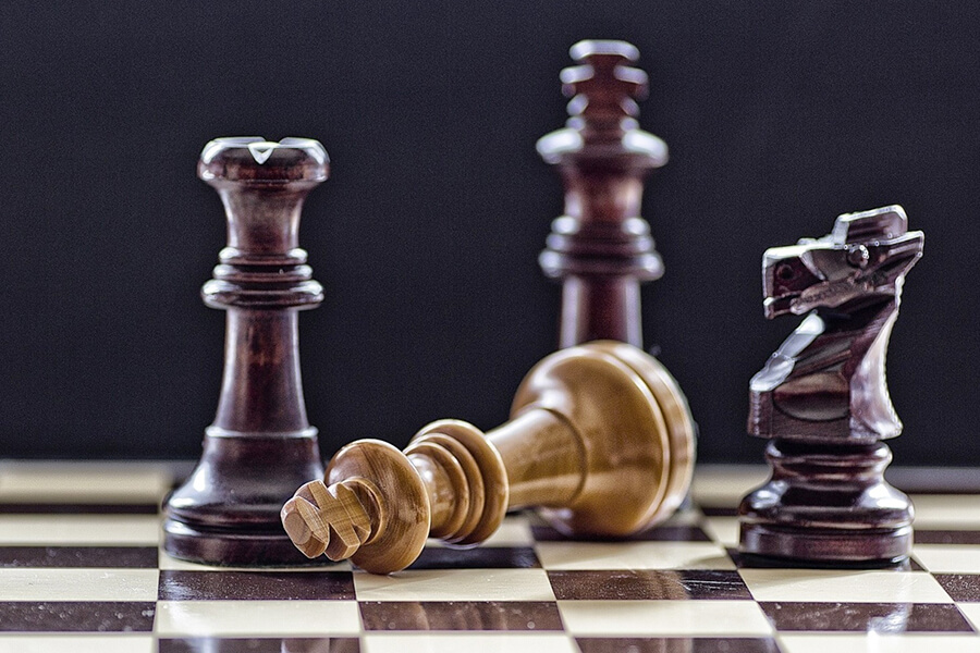 5 Benefits of Chess For Intellectual Development - Henry Chess Sets