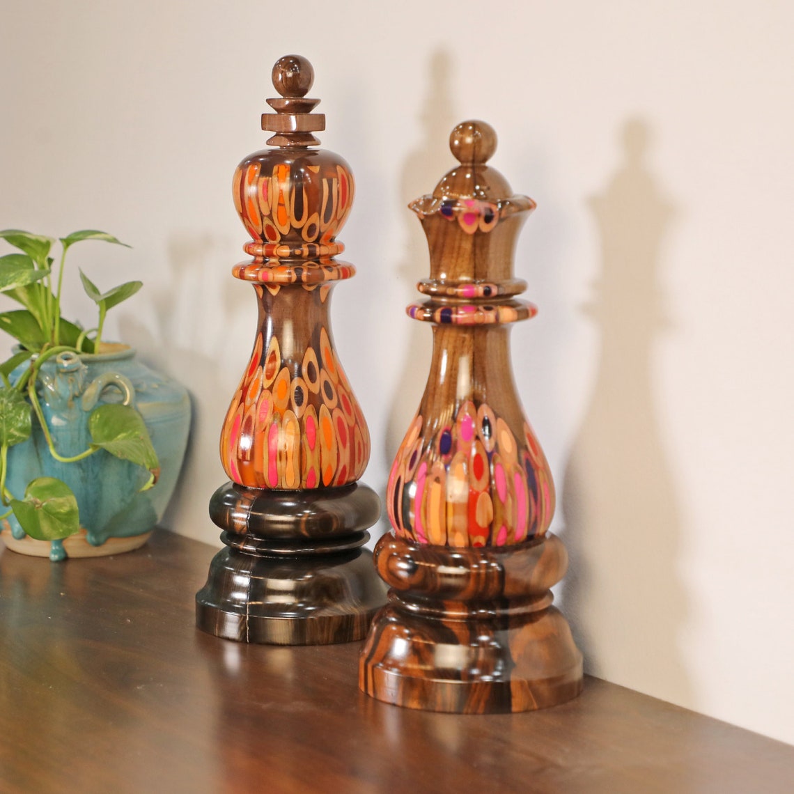 Deluxe Decorative King & Queen Chess Pieces (1)