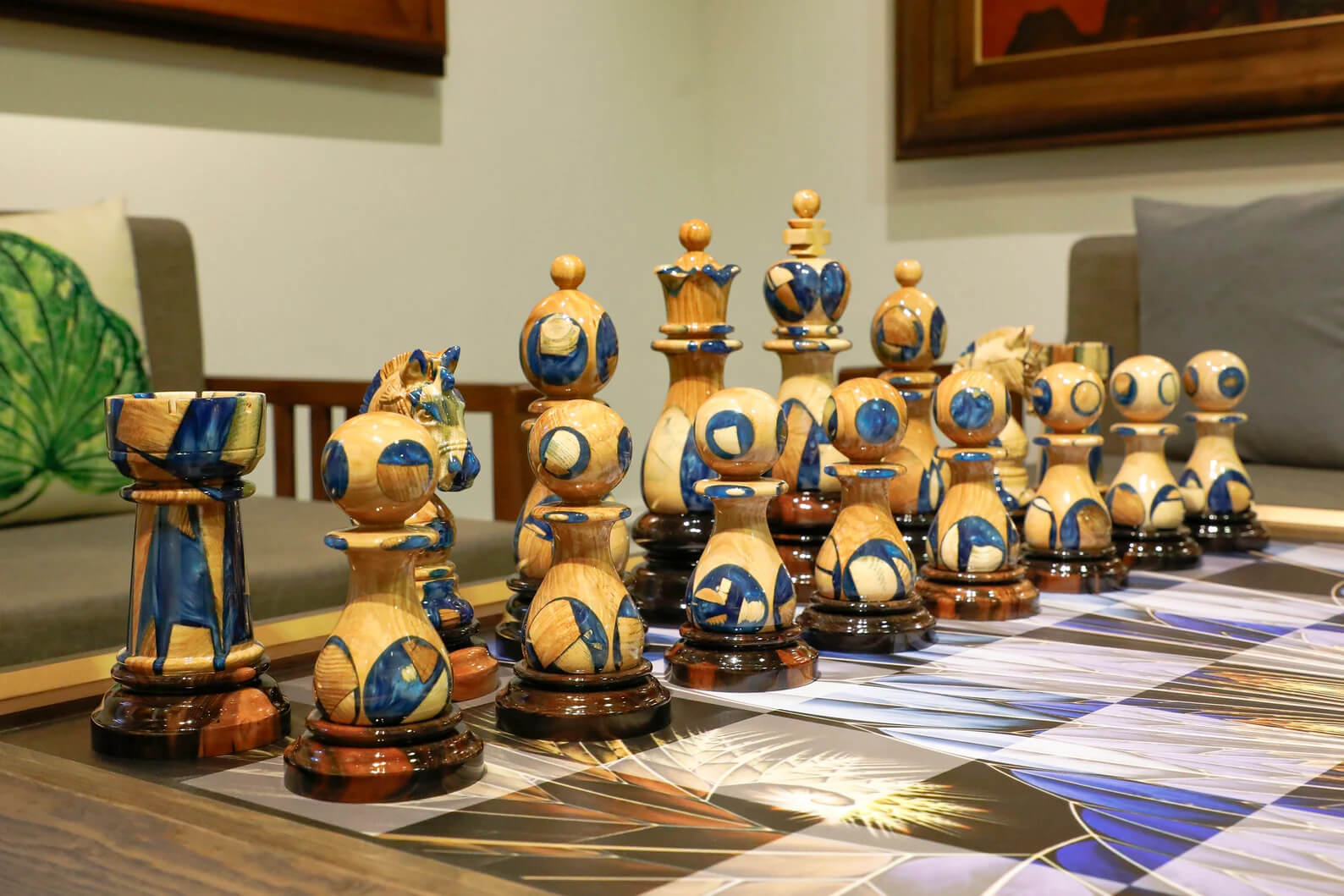 Unique Luxury Chess Sets with High End Boards & Pieces - Henry