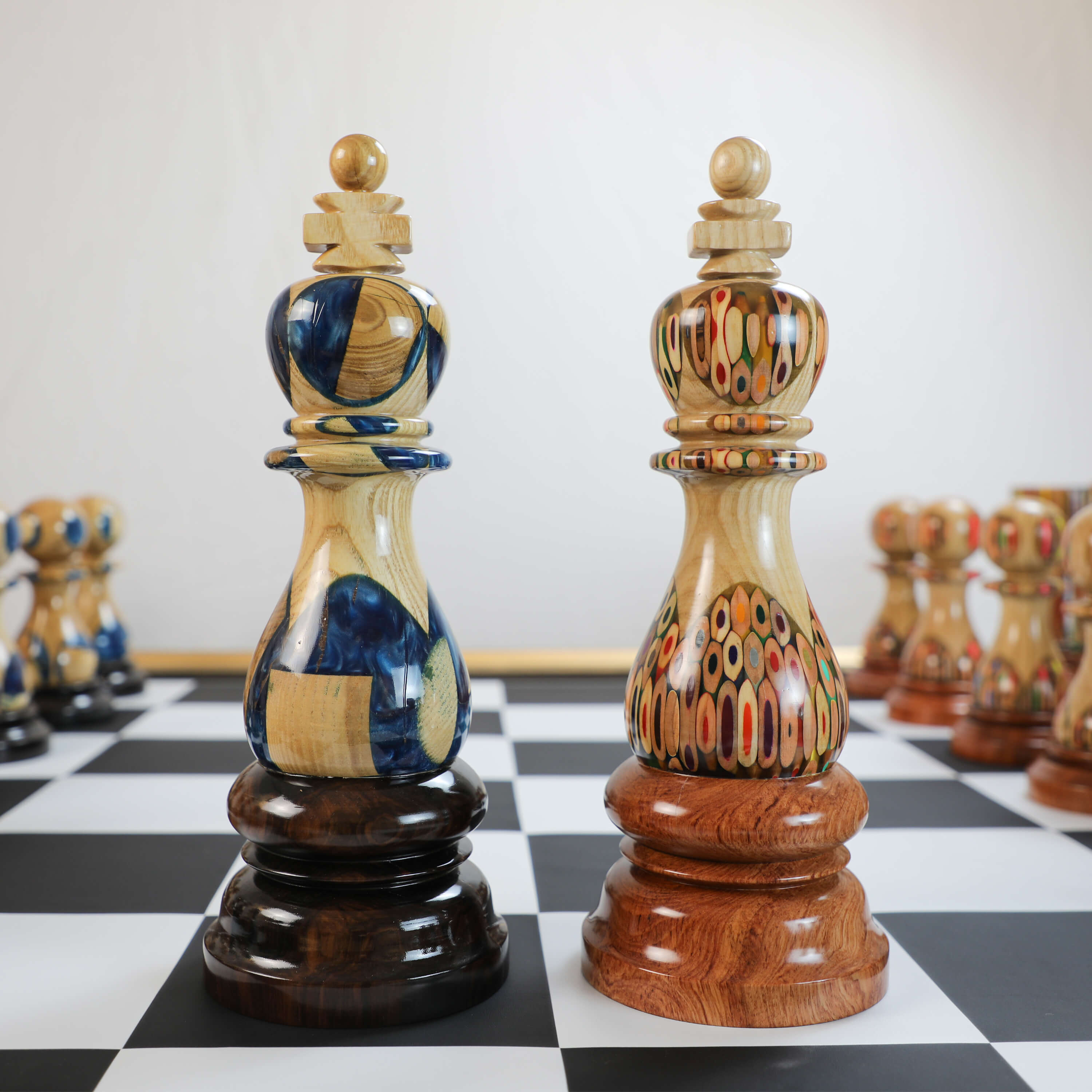 iant Chess Pieces Resin & Elysium