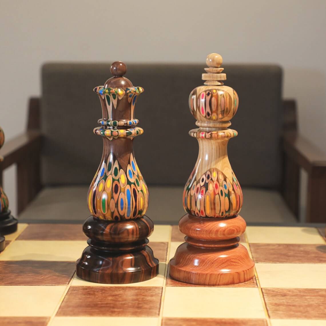 Giant Ornamental King and Queen - Chess Pieces Decor - Deluxe Serial