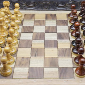 High-Class Chess Pieces (IX) - Rosewood & Cypress Wood