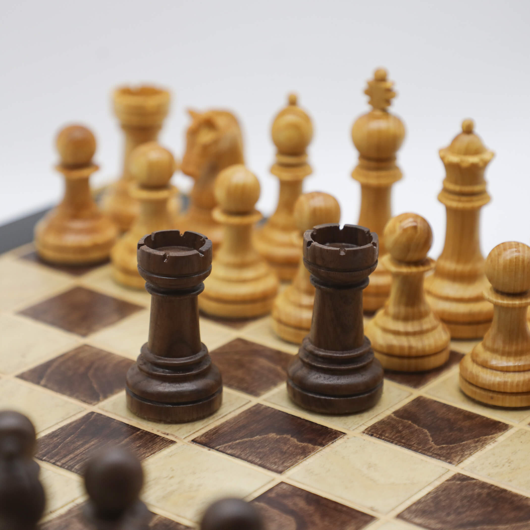 High-Class Chess Pieces- Juglan Nigra and Vietnam HINOKI Wood (3)