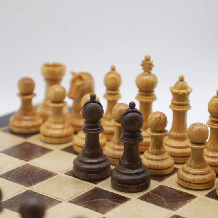 High-Class Chess Pieces- Juglan Nigra and Vietnam HINOKI Wood (4)