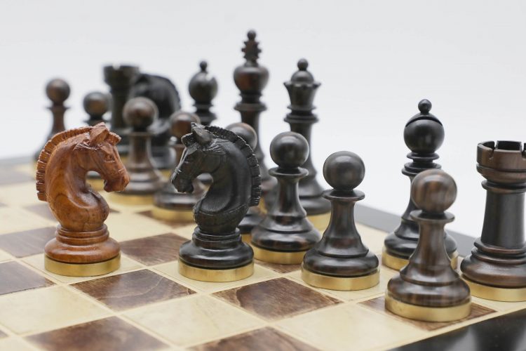 High-Class Chess Pieces (VII) - Ebony & Padauk Wood