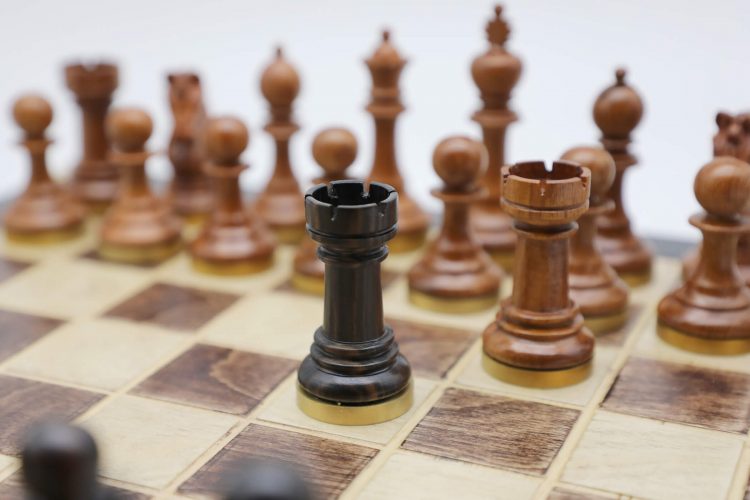 High-Class Chess Pieces (VII) - Ebony & Padauk Wood