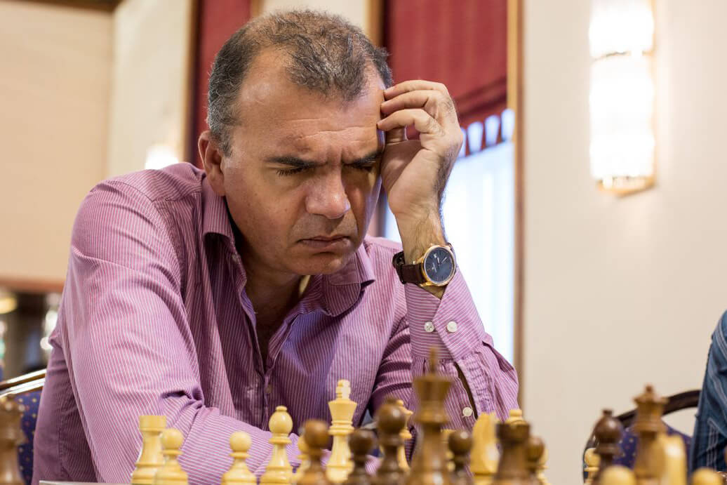 Garry Kasparov and other chess experts will teach aspiring grandmasters how to play with new online platform