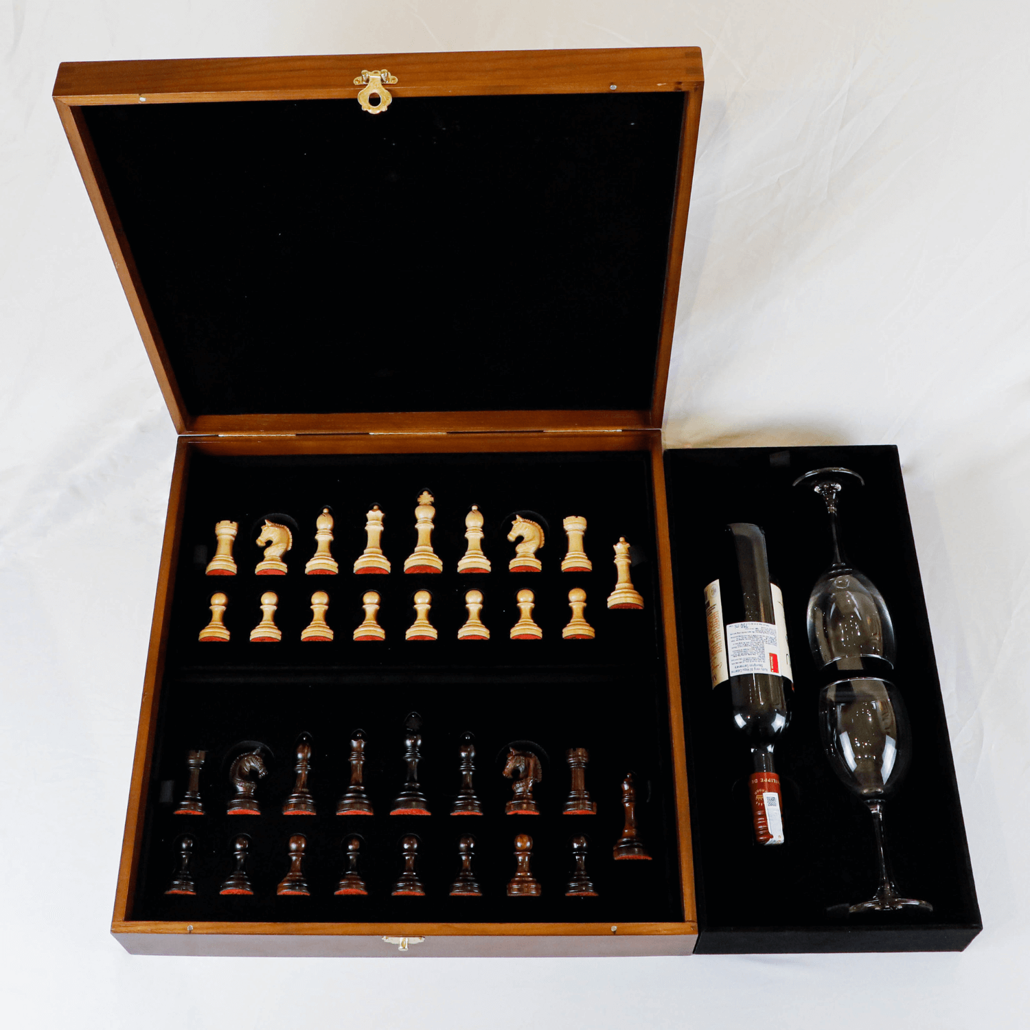 Premium Chess Gift Set By Henry Le - An Intellectual Gift