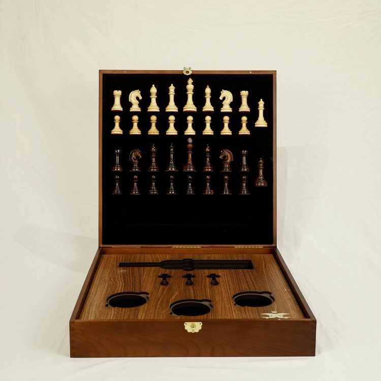 The Premium Chess Gift Set by Henry Le Chess - A Classy Gift for Heads of State
