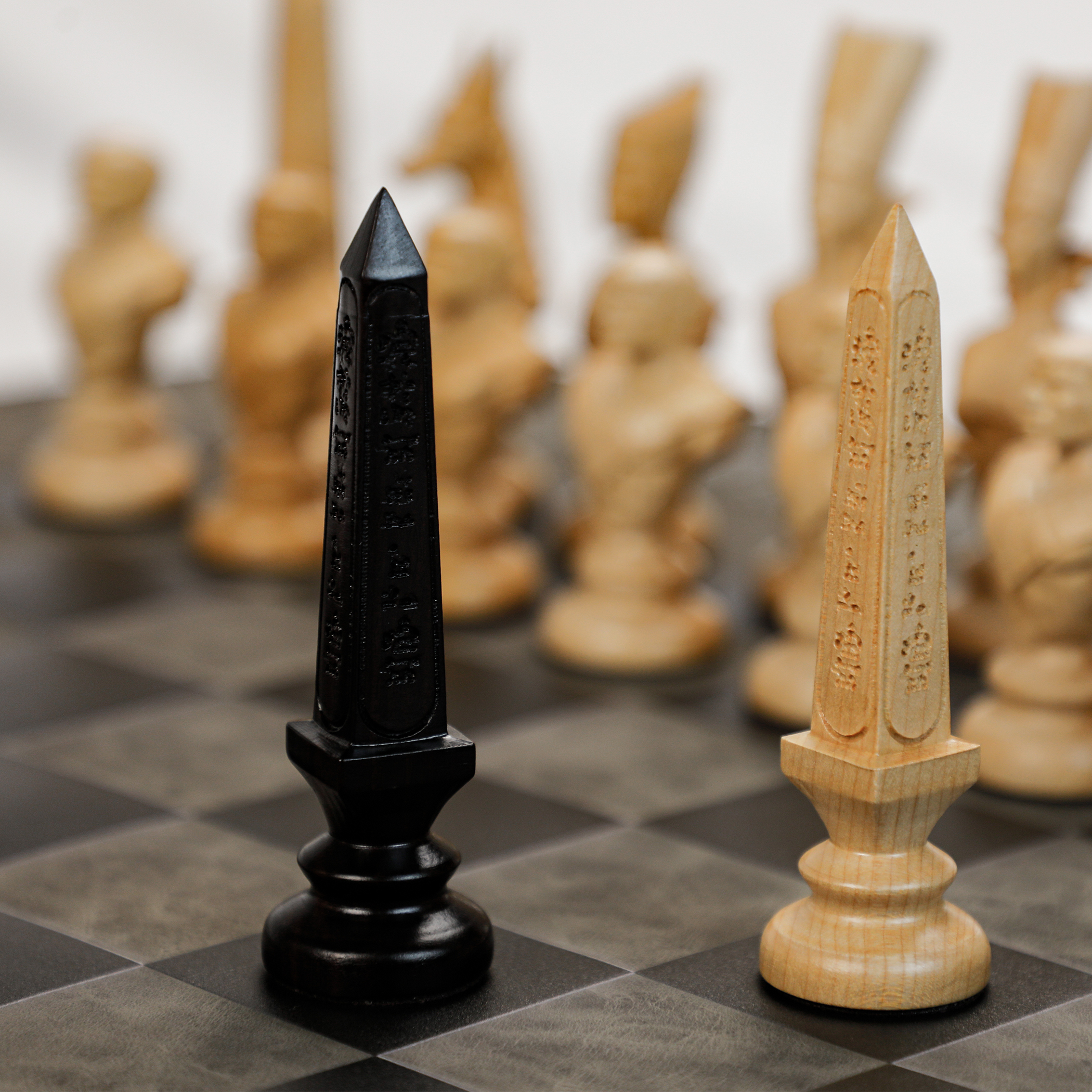 Unique Luxury Egypt Ebony & Mapple Wood Chess Set (9)