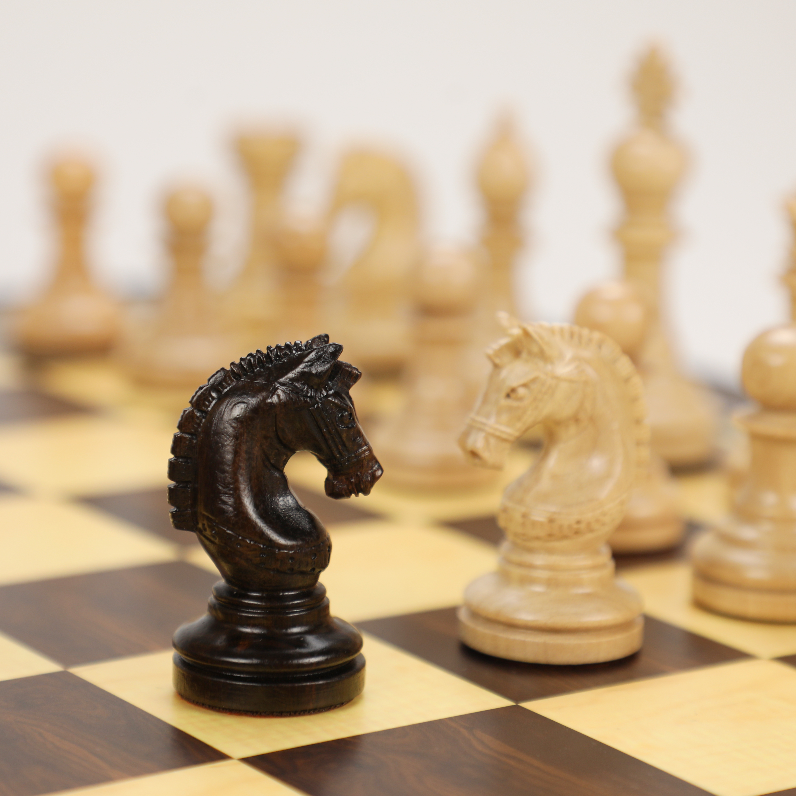 Luxury Ebony & Mapble with Wooden Chess Box and Flat Chess Board