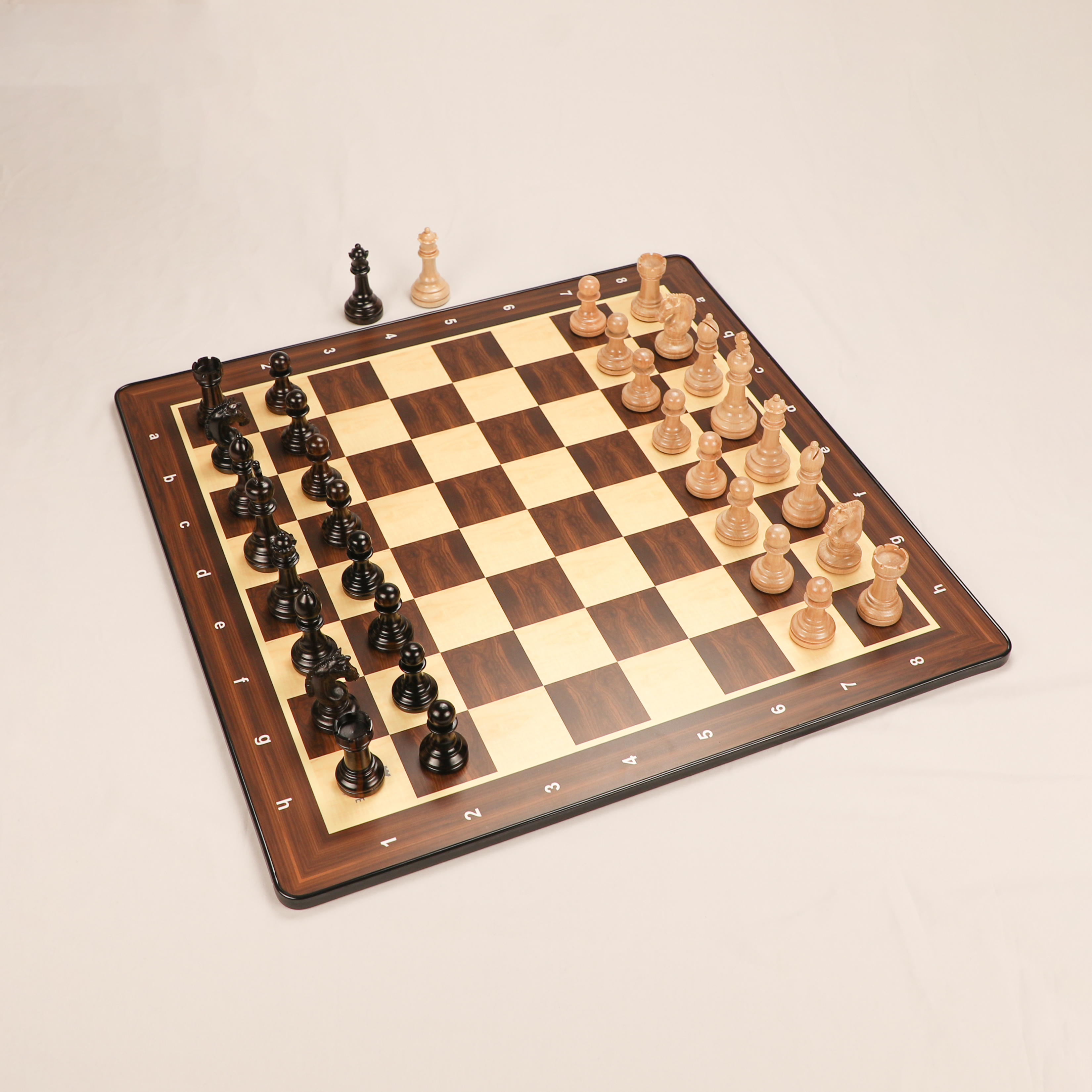 Luxury Ebony & Mapble with Wooden Chess Box and Flat Chess Board