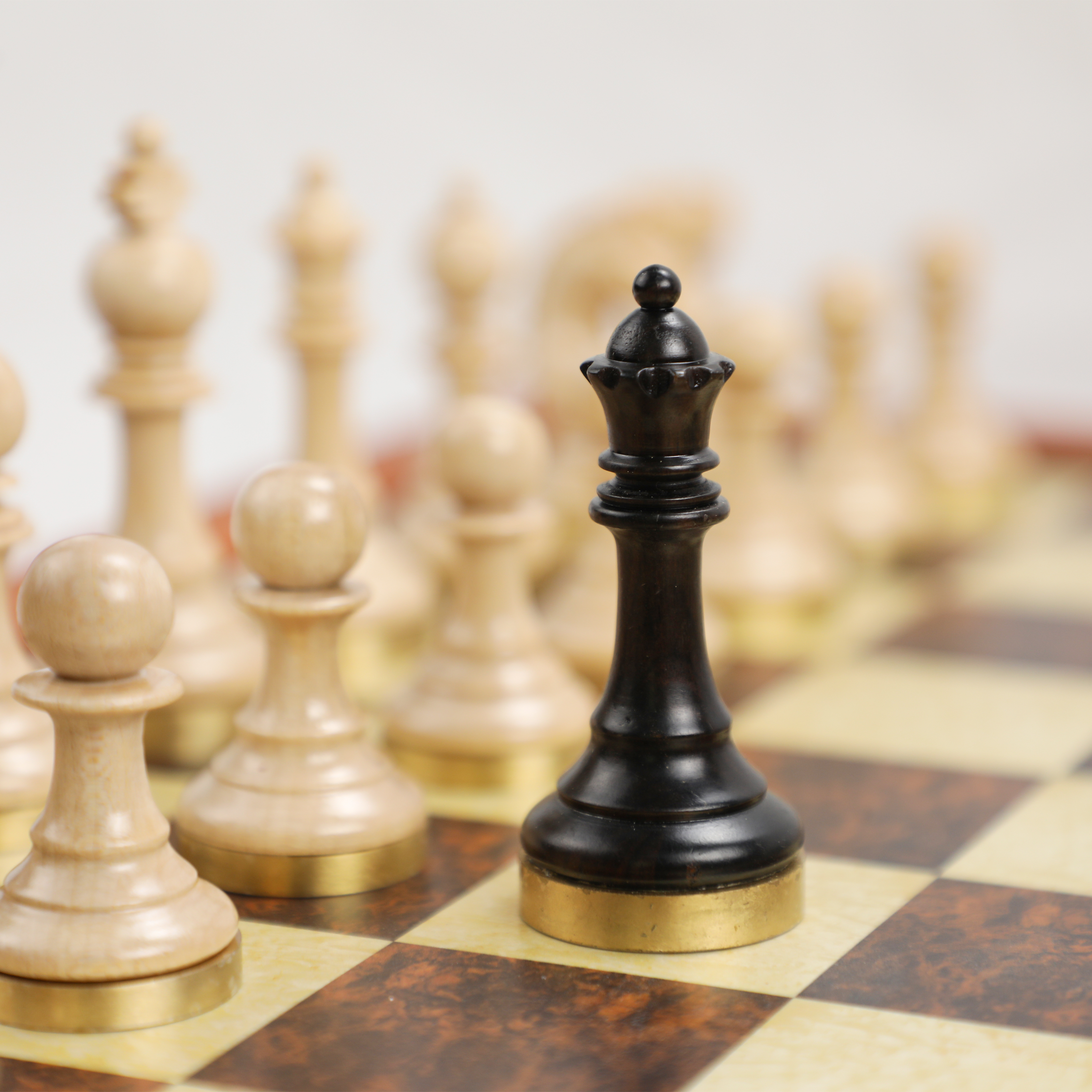 Luxury Ebony & Maple Chess Pieces with bronze base