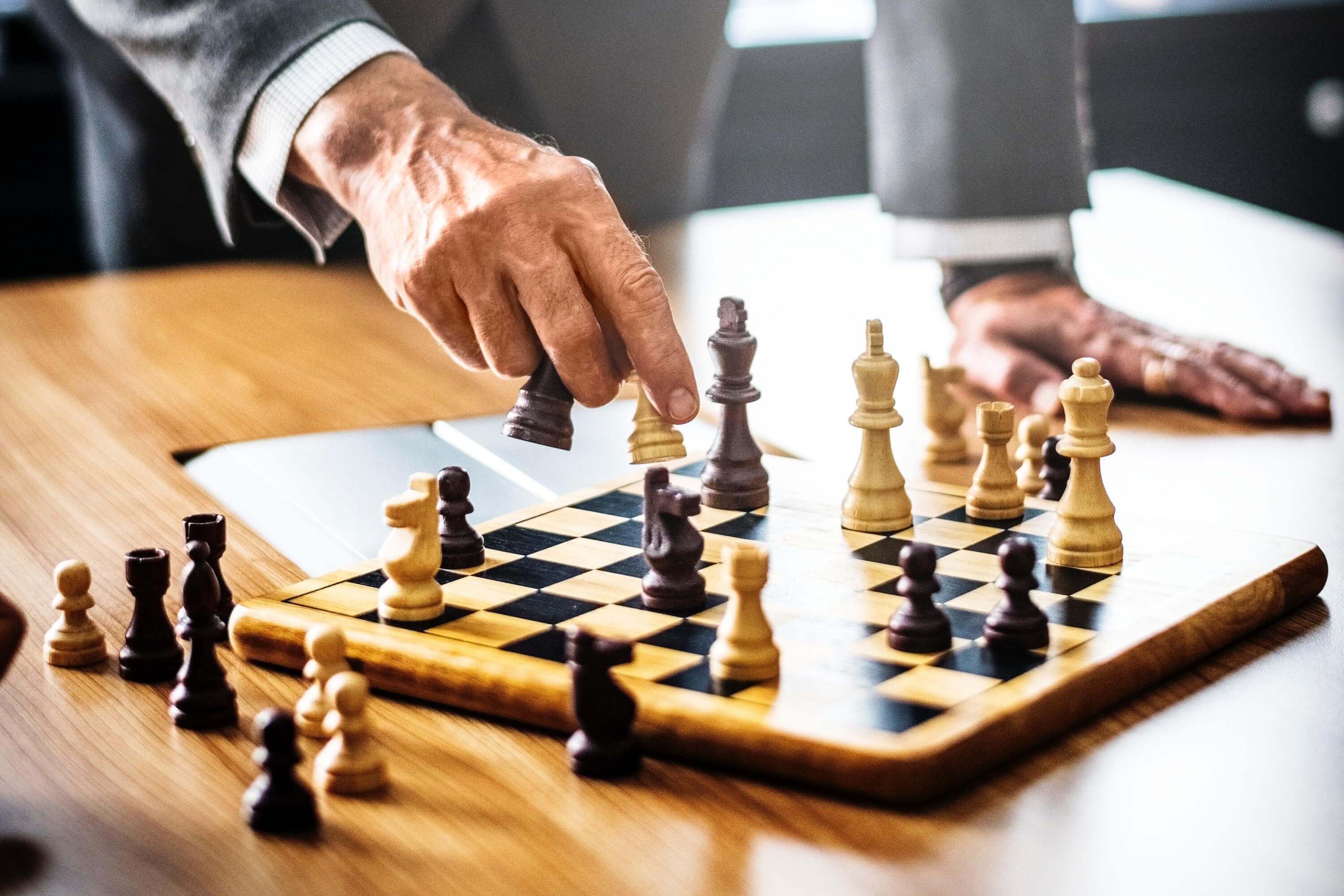 5 Best Endgame Tactics Every Beginner Should Know — Mind Mentorz