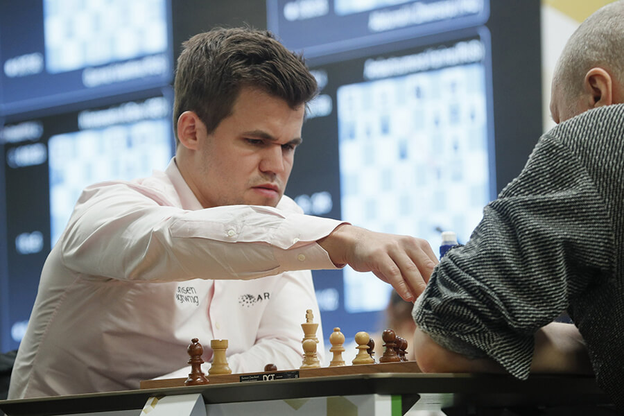 ▷ Chess Grandmaster Salary: How Much They Earn?