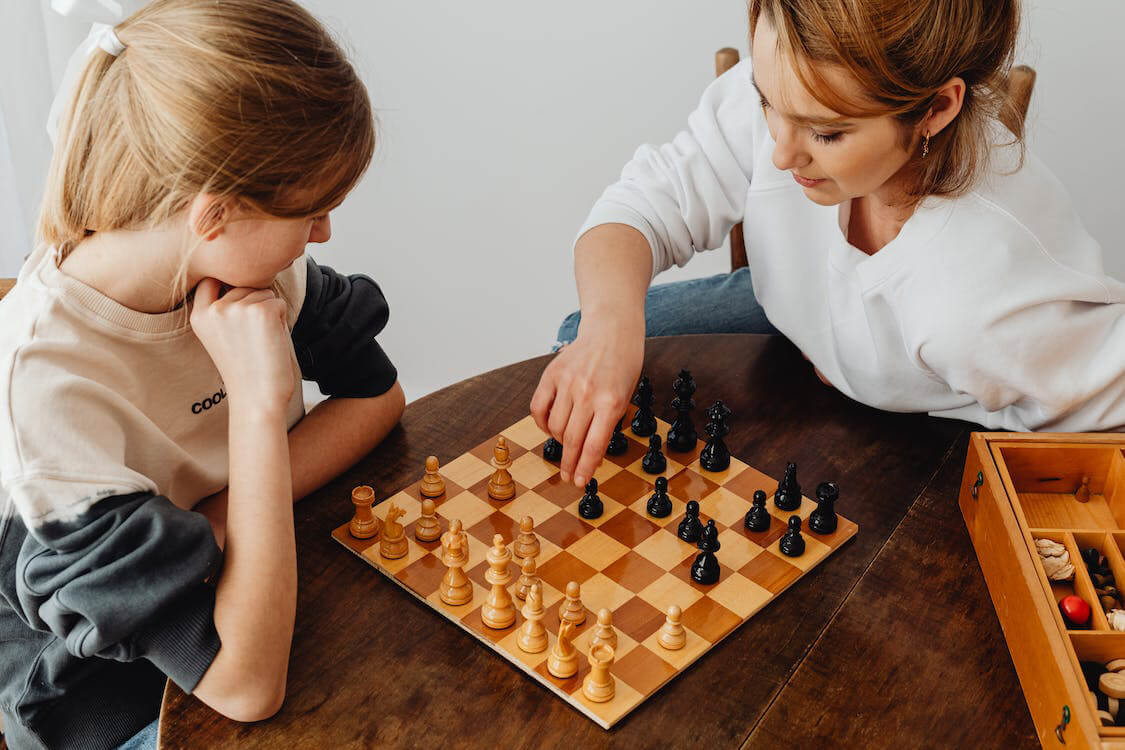 5 Benefits of Chess For Intellectual Development - Henry Chess Sets